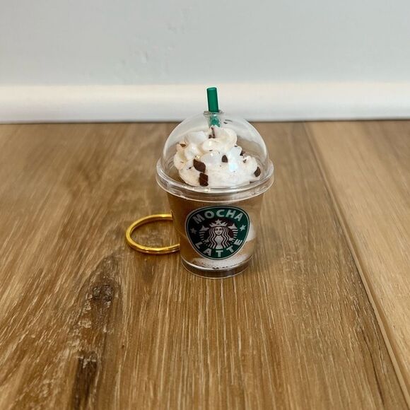 LATTE KEYCHAIN  - Picture 1 of 4
